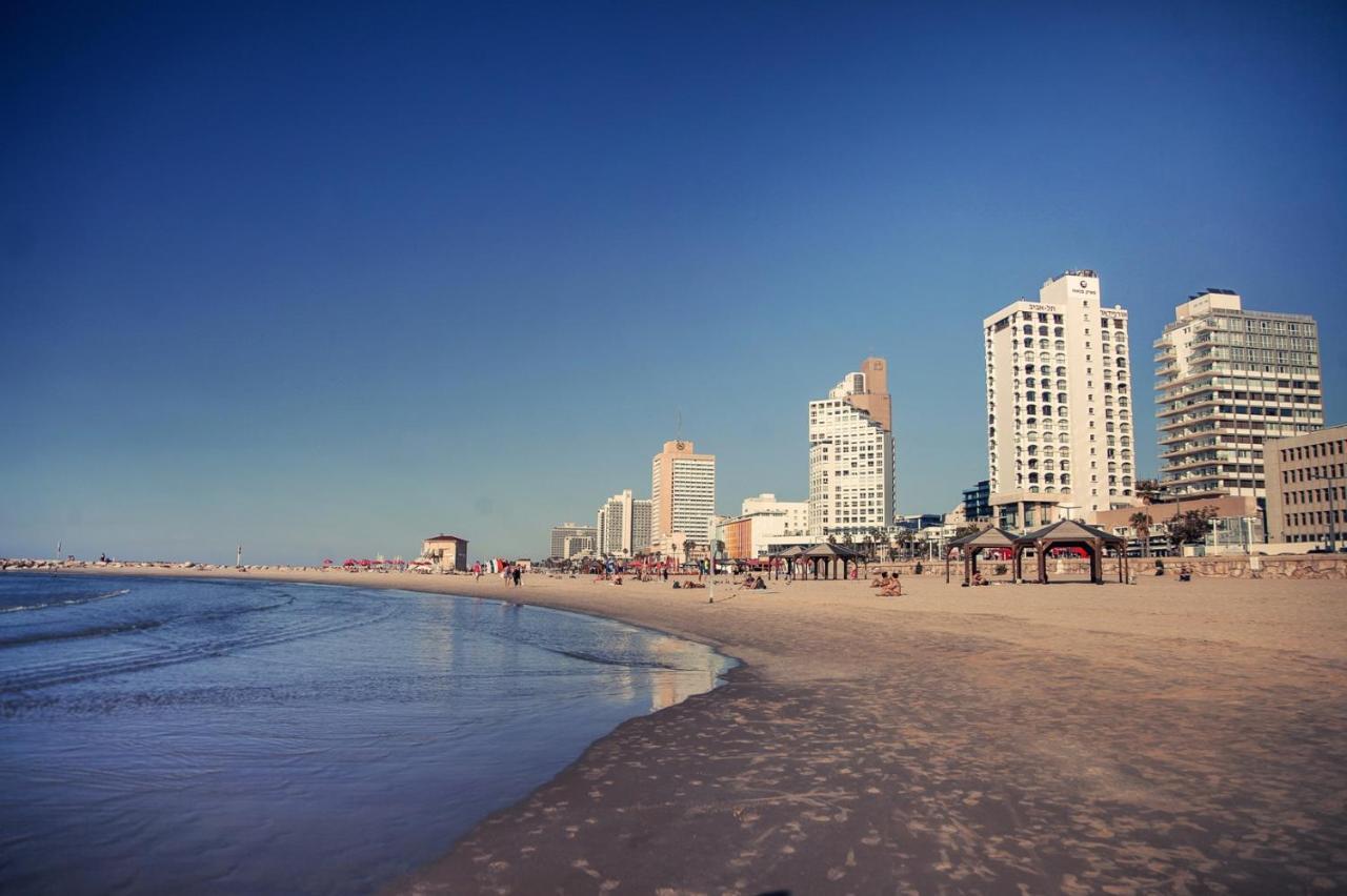Brown Brut Seafront Hotel, A Member Of Brown Hotels Tel Aviv Exterior foto