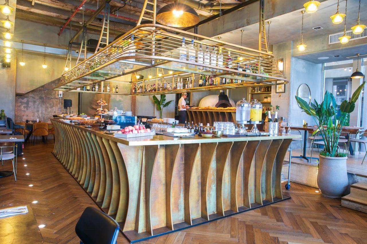 Brown Brut Seafront Hotel, A Member Of Brown Hotels Tel Aviv Exterior foto