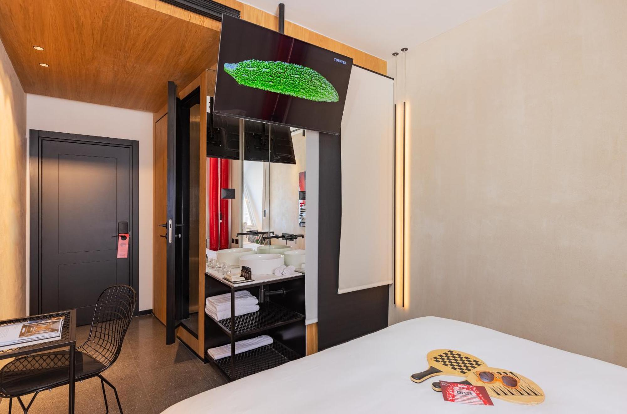 Brown Brut Seafront Hotel, A Member Of Brown Hotels Tel Aviv Exterior foto